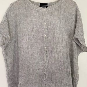 Women’s loose linen blouse